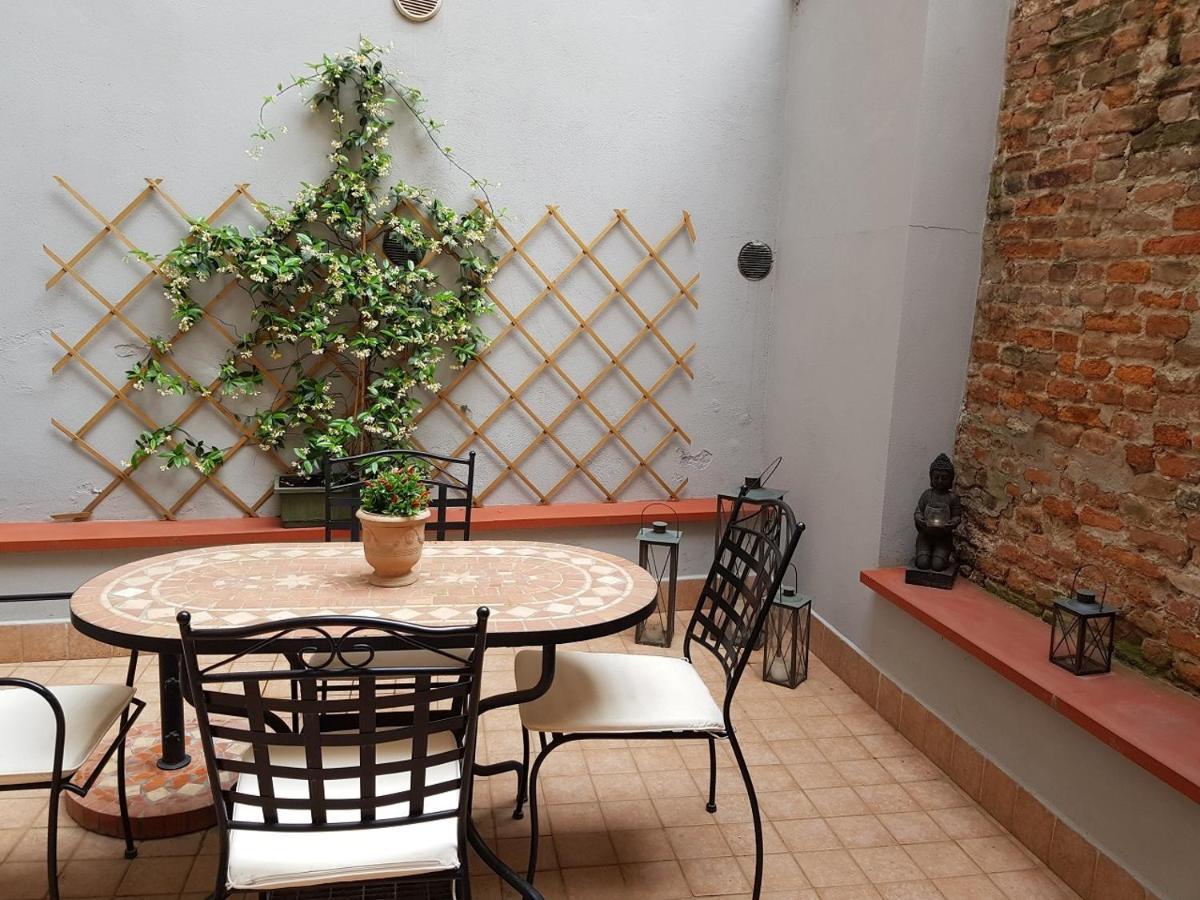 Nell'Antico Ghetto Ebraico Apartment Ferrara Exterior photo