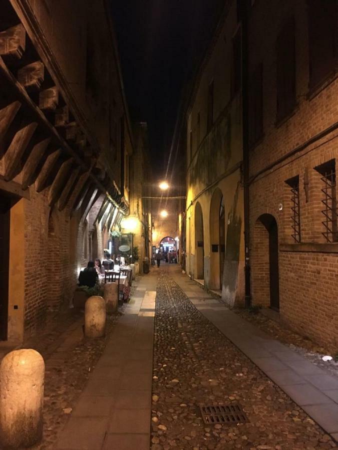 Nell'Antico Ghetto Ebraico Apartment Ferrara Exterior photo